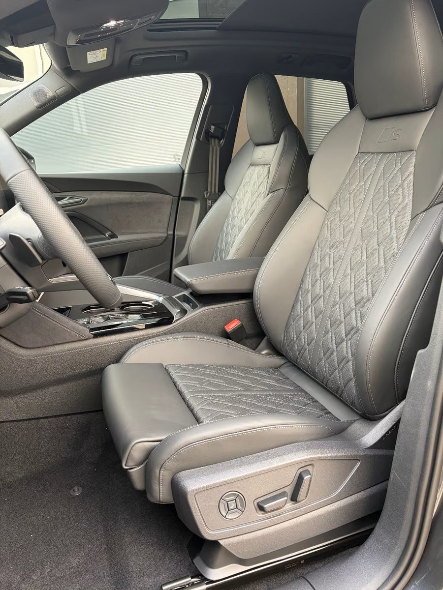 Audi Q5 SUV e-hybrid 7