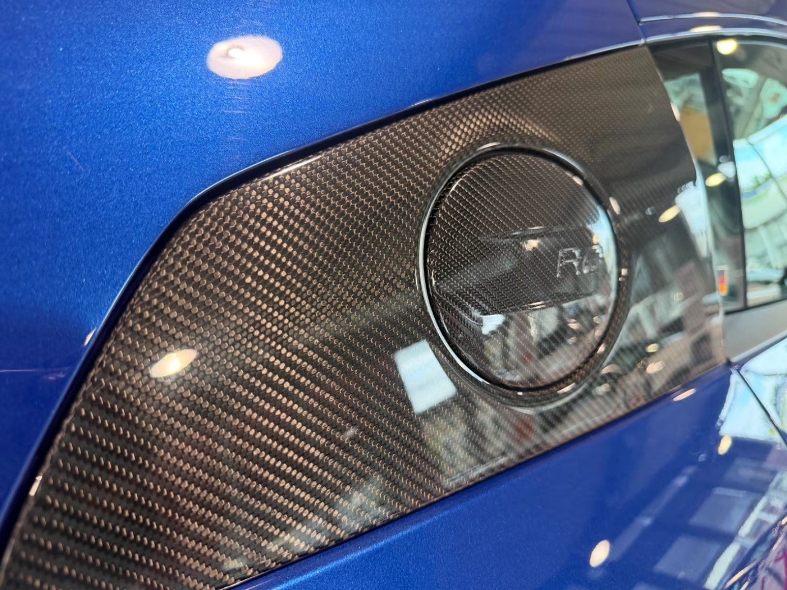 Audi R8 COUPE 5.2 FSI 12