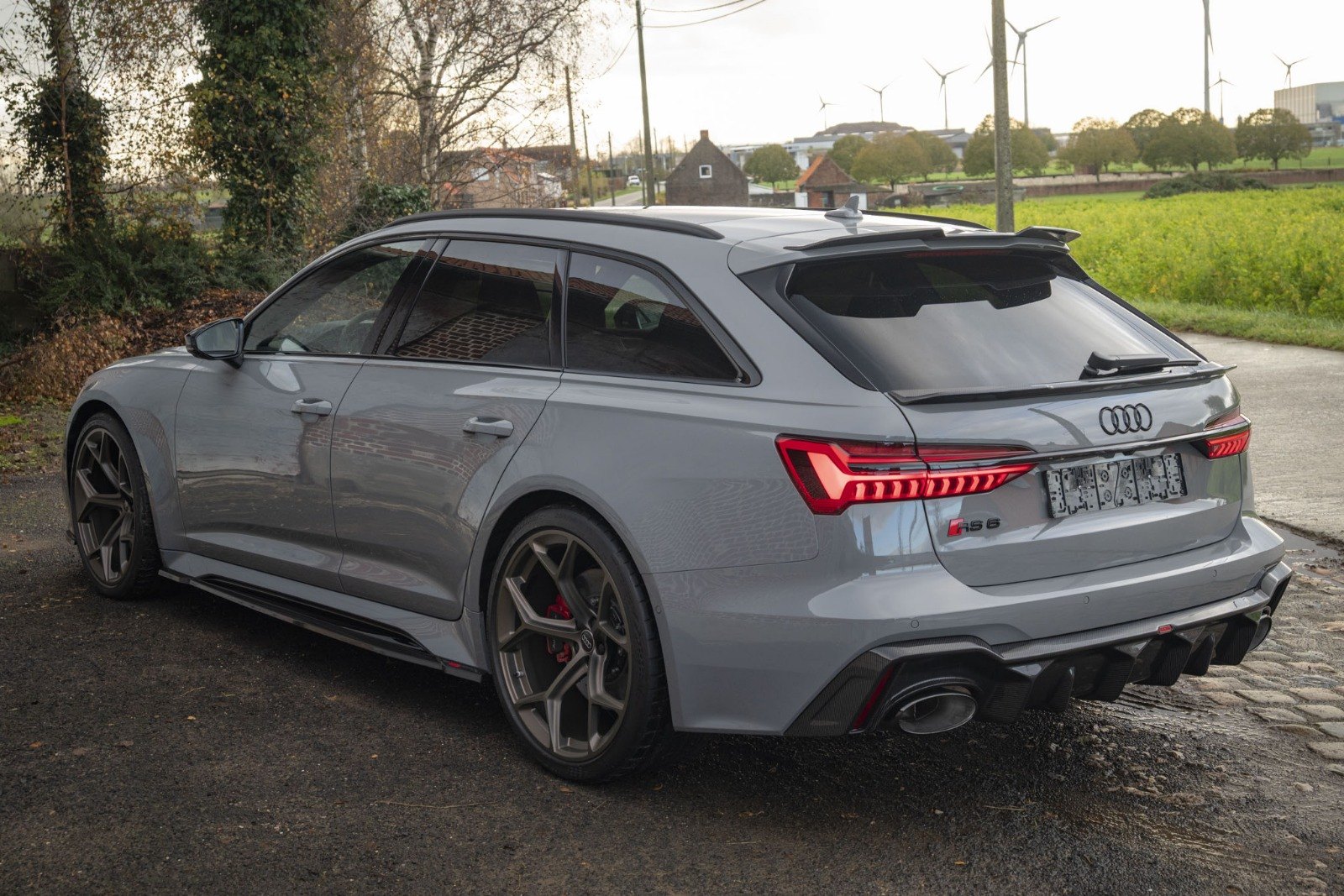 Audi RS6 Avant Performance URBAN 6