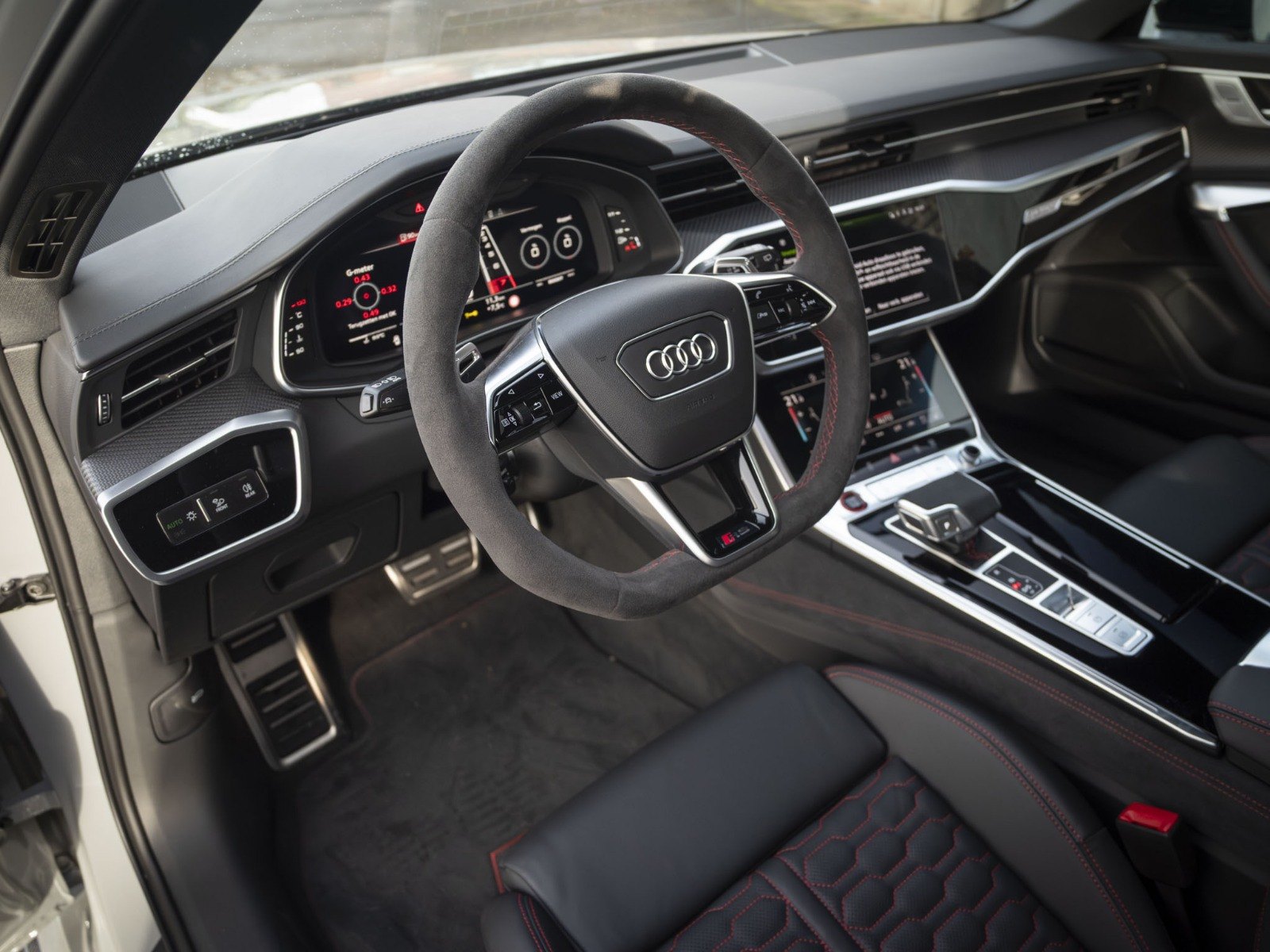 Audi RS6 Avant Performance URBAN 10