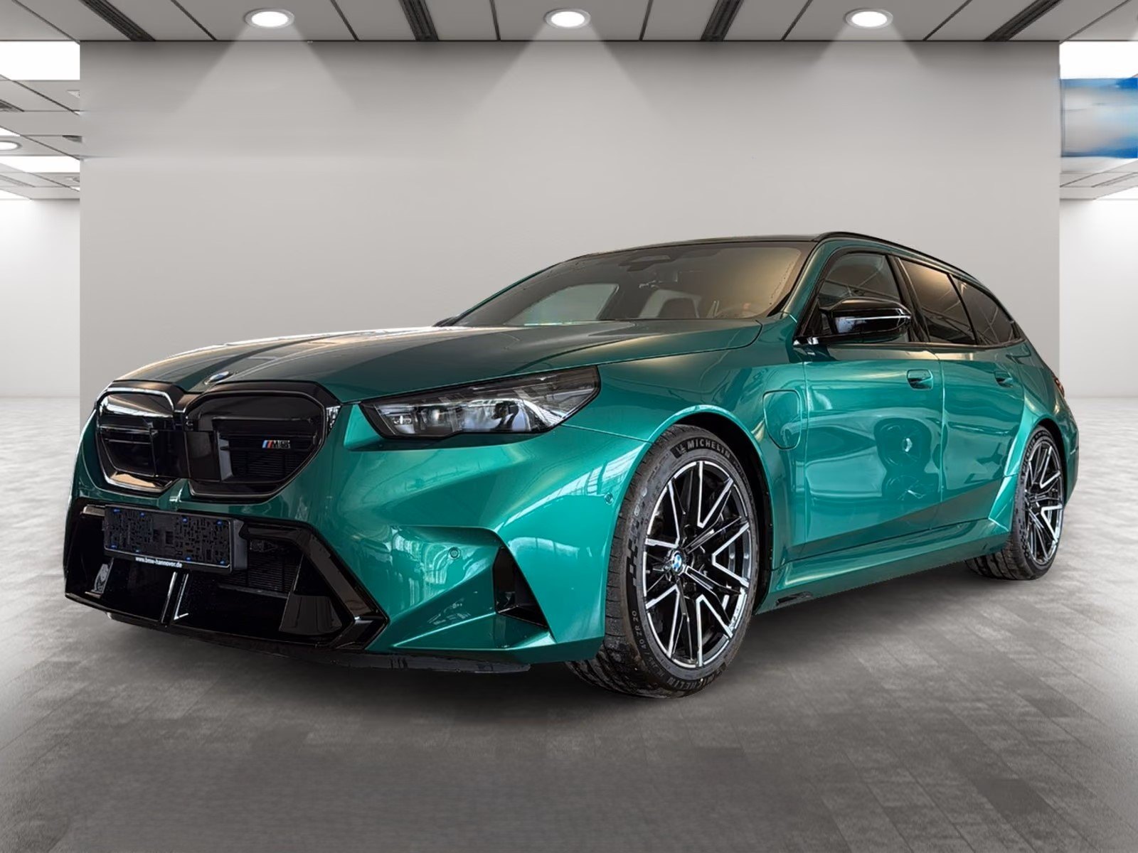 BMW M5 Touring 11
