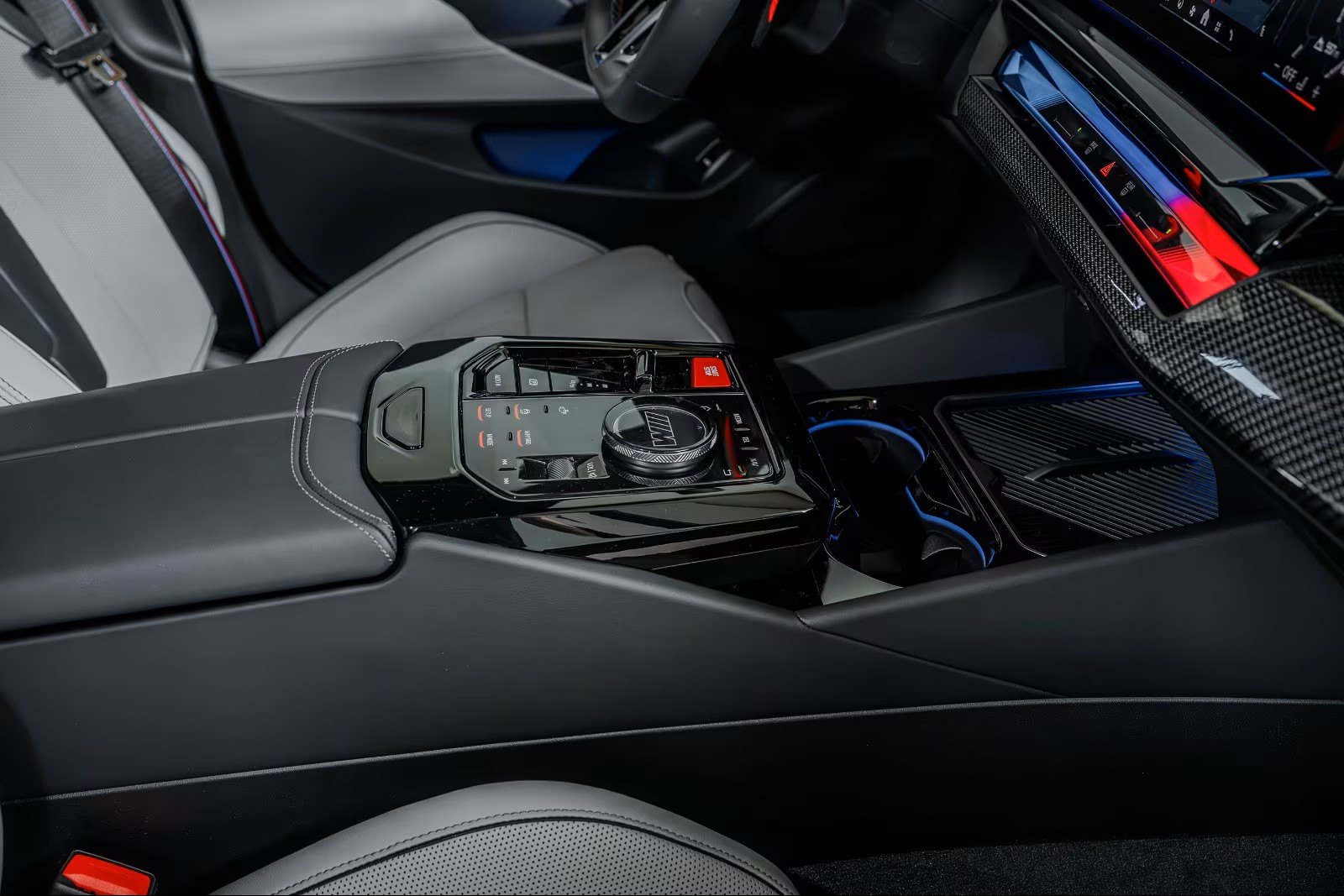 BMW M5 ULTIMATE 10