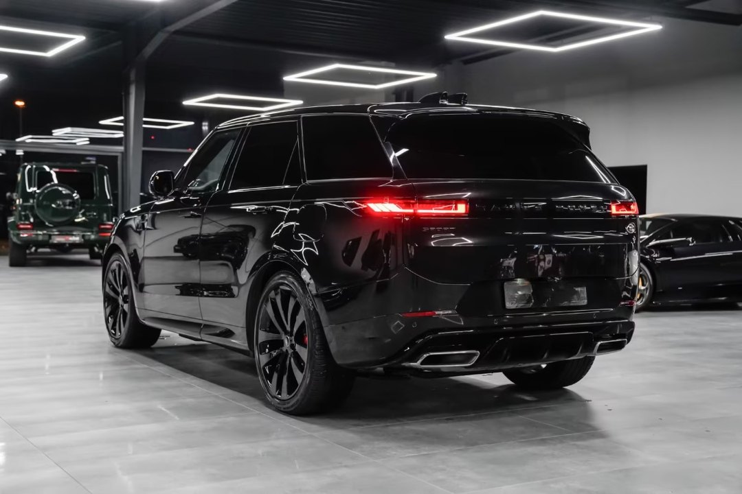 Land Rover Range Rover Sport Dynamic HSE P440e 4