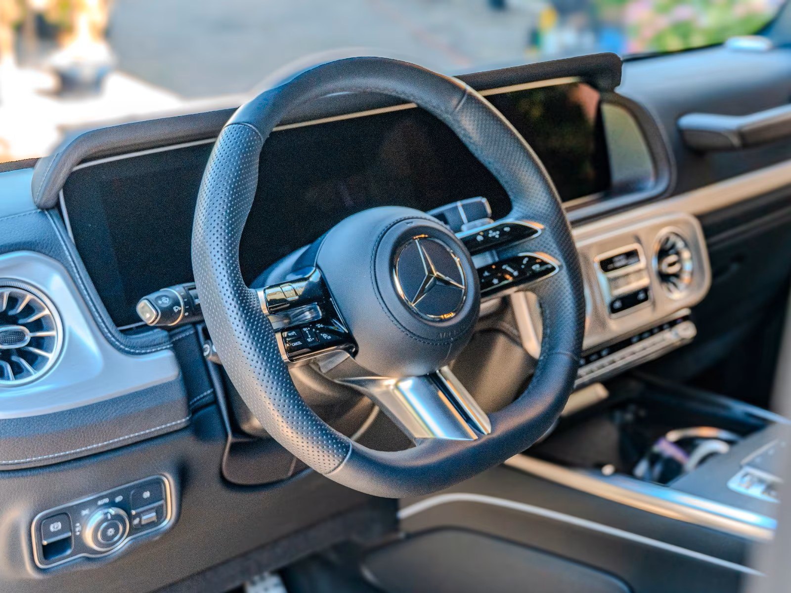 Mercedes-Benz G 450 10