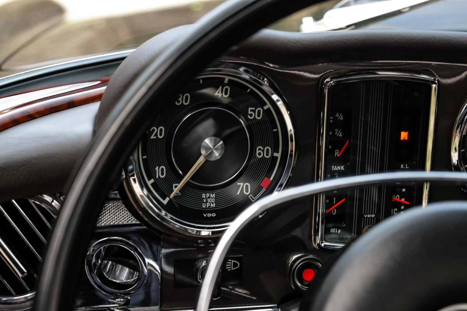 Mercedes Benz SL 280 Pagode 9
