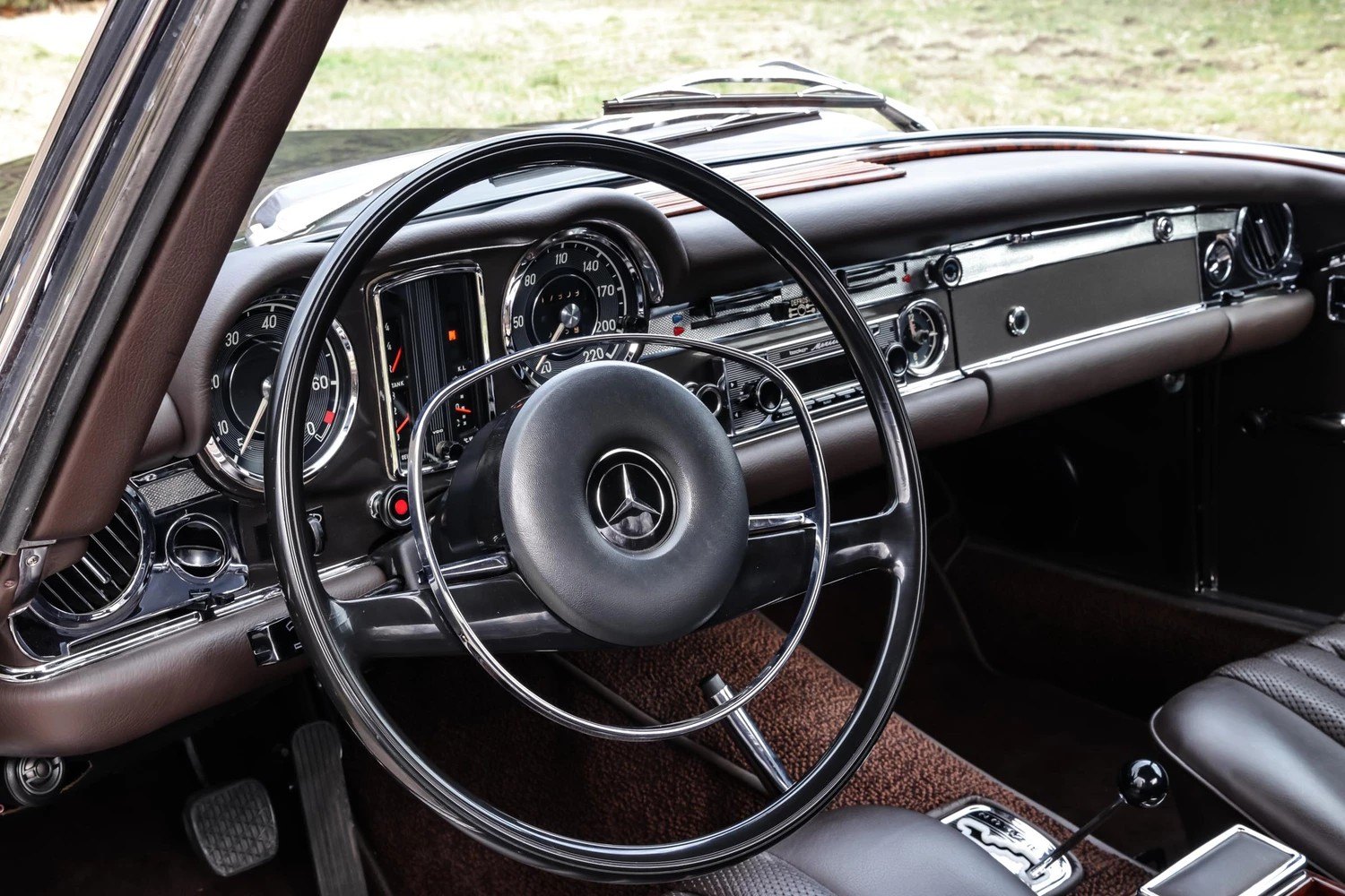 Mercedes Benz SL 280 Pagode 10