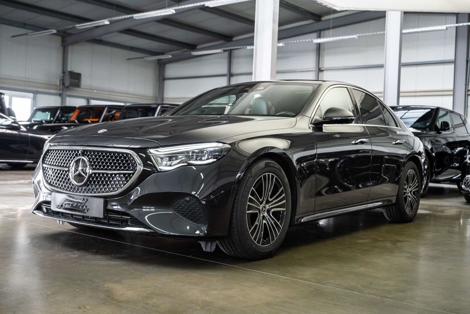 Mercedes E 200 - New Model 12