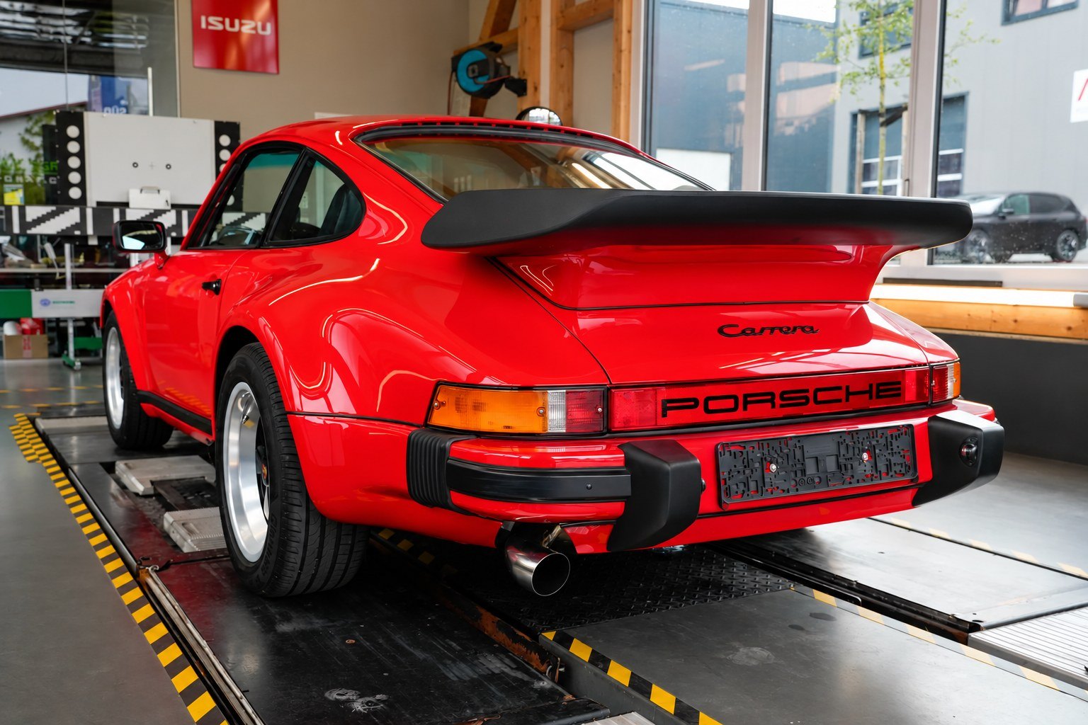 Porsche 911 Carrera 3.2 original WTL 6