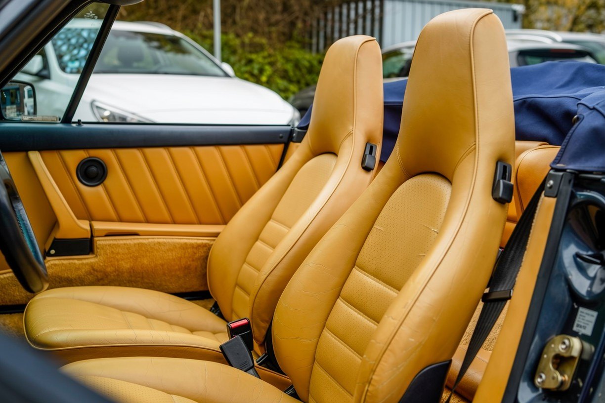 Porsche 930 7