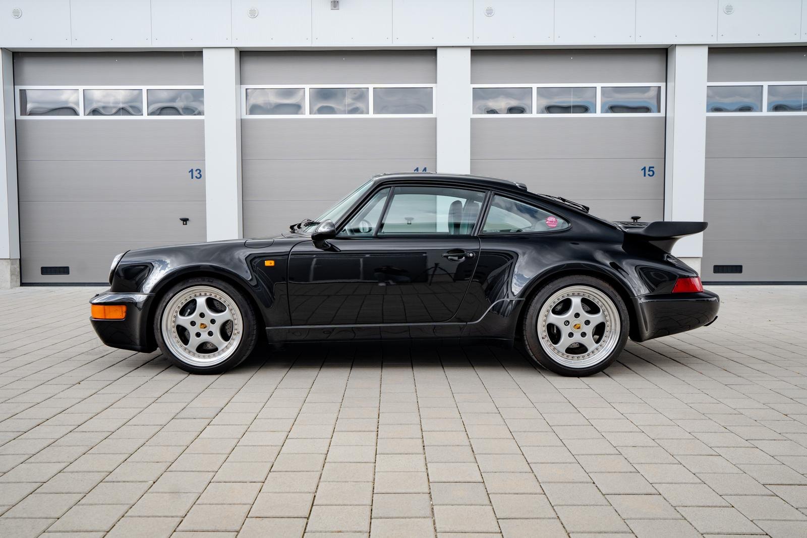 Porsche 964 3.3 Turbo 7
