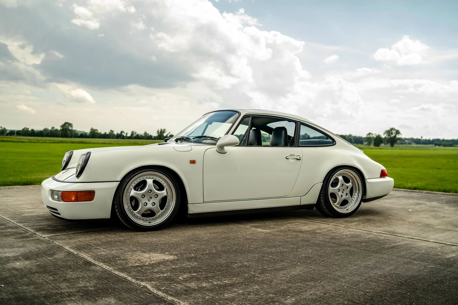 Porsche 964 911 Carrera 4 7